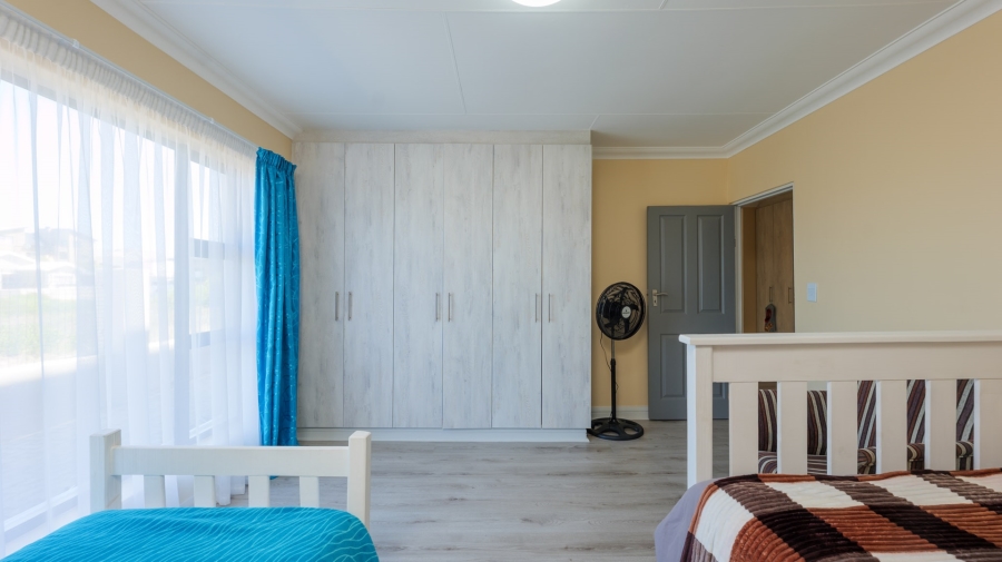 12 Bedroom Property for Sale in Agulhas Western Cape